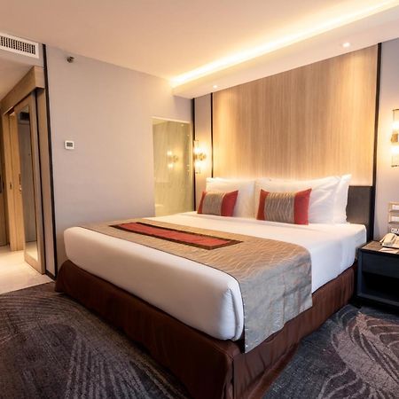 Grace Hotel Банкок Екстериор снимка