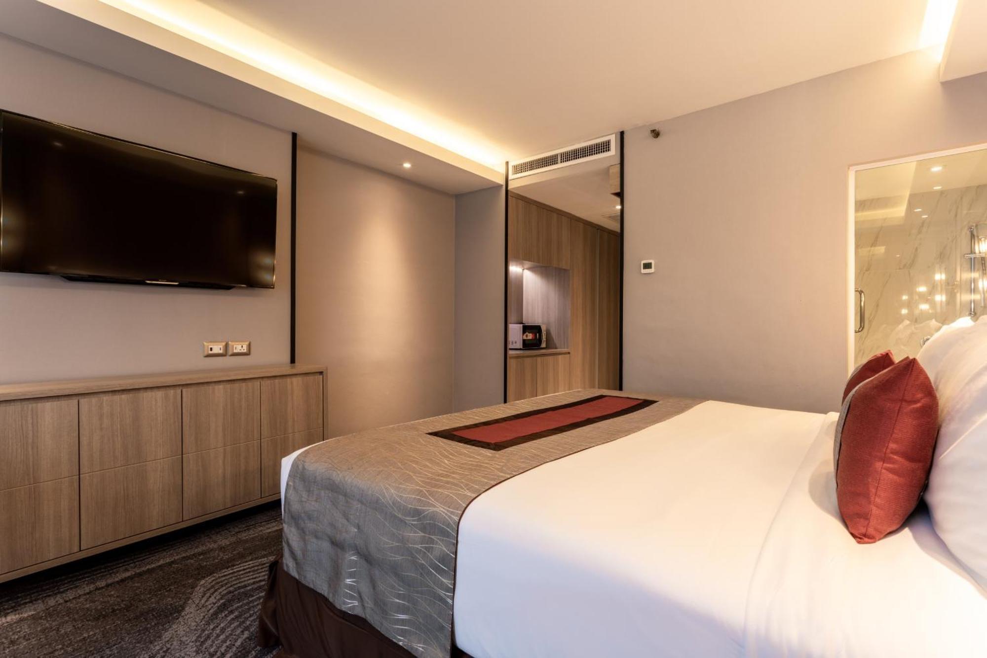 Grace Hotel Банкок Екстериор снимка